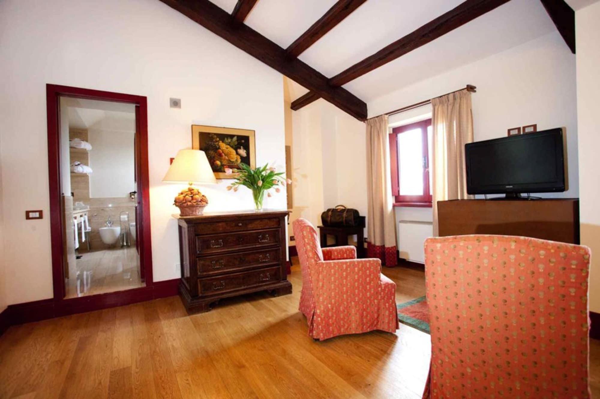 Le Tre Vaselle Resort & Spa Torgiano Eksteriør bilde