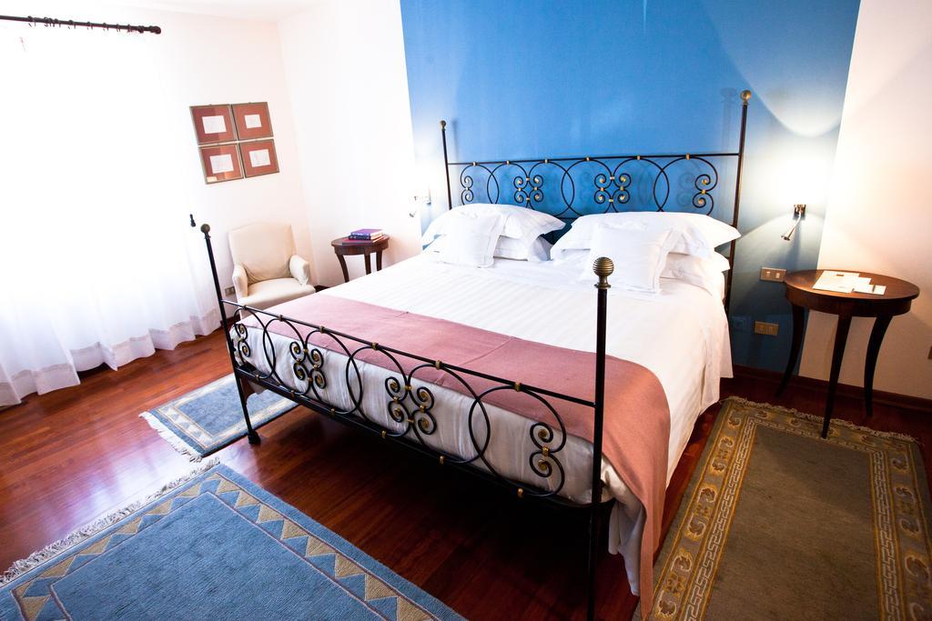 Le Tre Vaselle Resort & Spa Torgiano Eksteriør bilde